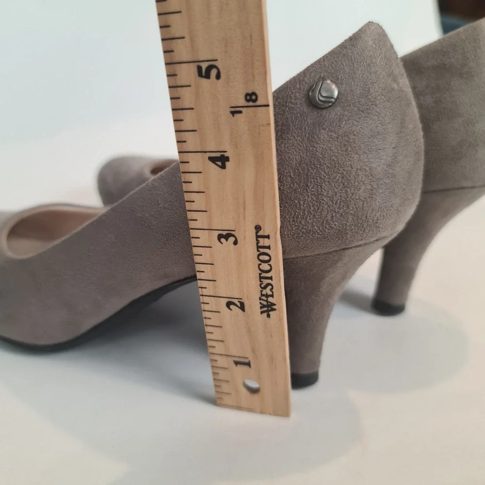 LifeStride Parigi Taupe Faux Suede Round Toe Kitten Heel Pumps Womens 9.5 M